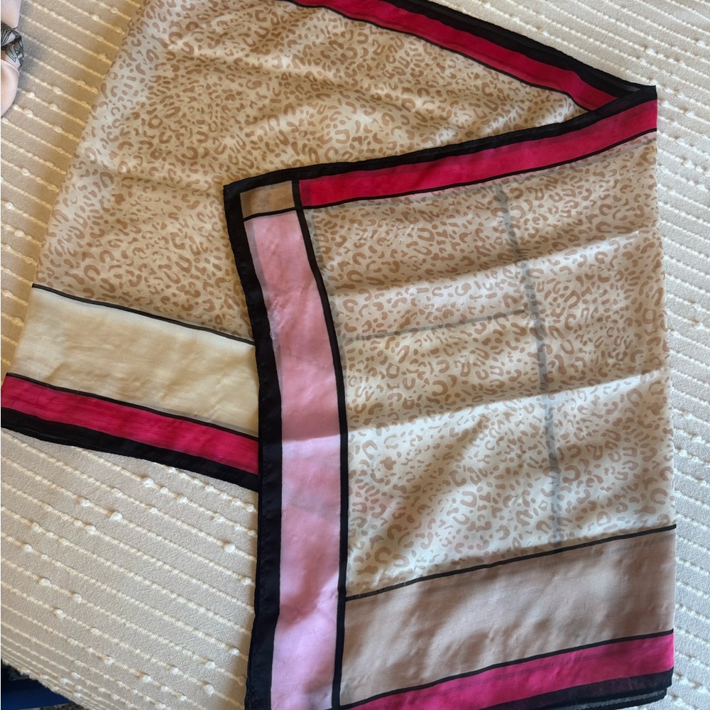 Vince Camuto Pink and Black Geometric Scarf